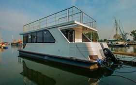 Amber Houseboat